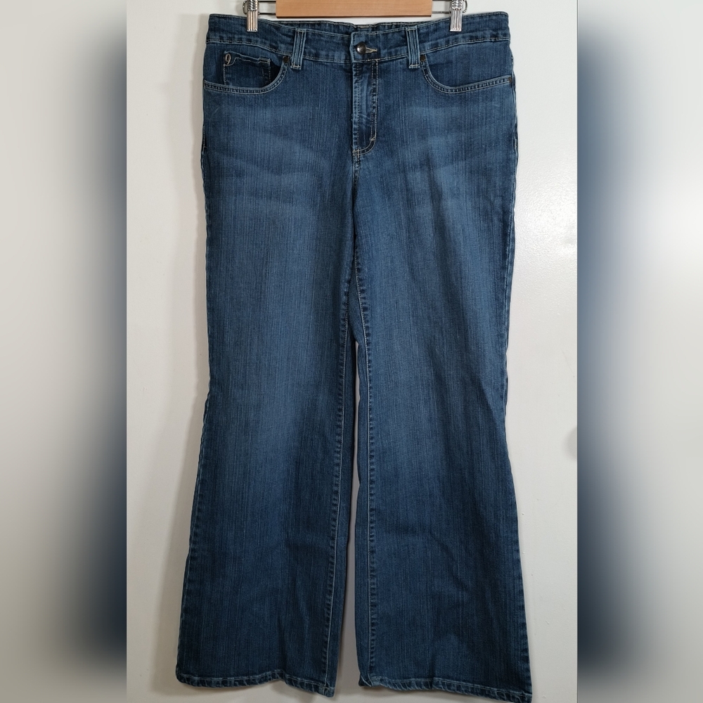 Nine West Wide Leg Jeans Medium Wash with Flat Pockets Size 14